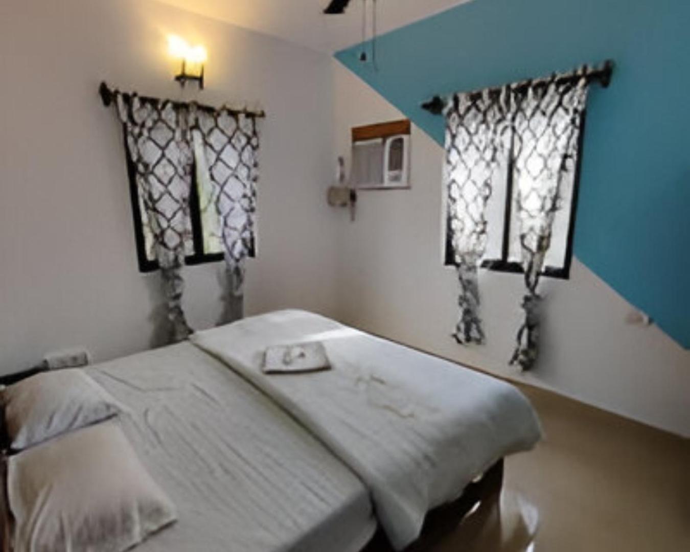 Ronne'S 2Bhk Lagoon Apartment -Calangute Buitenkant foto
