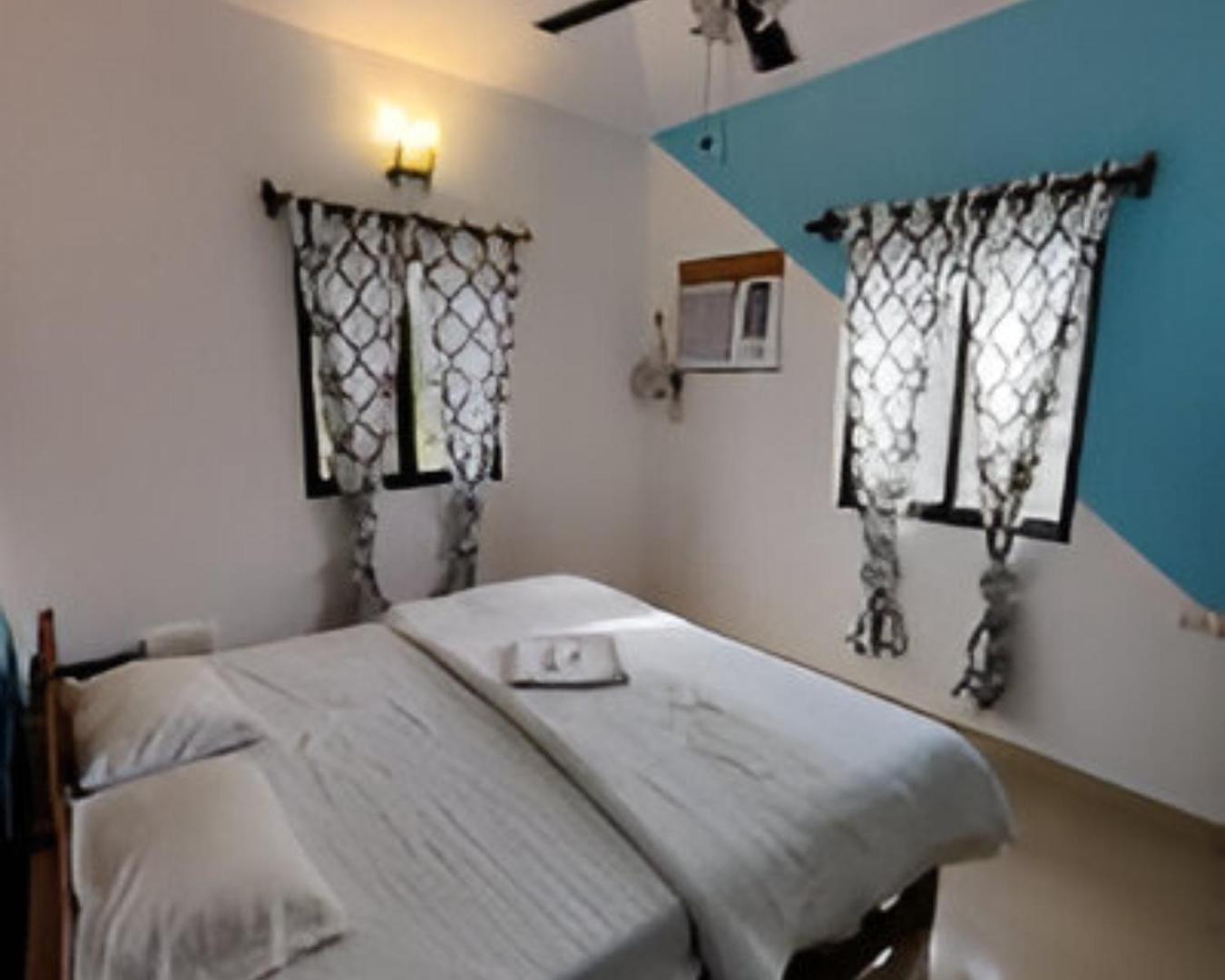 Ronne'S 2Bhk Lagoon Apartment -Calangute Buitenkant foto